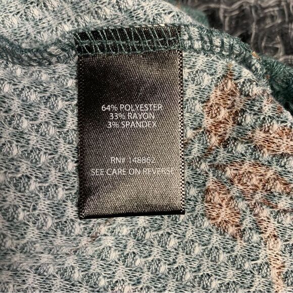 Torrid Classic Fit Waffle Crew Neck Raglan Tee 2X #833 - Picture 6 of 8